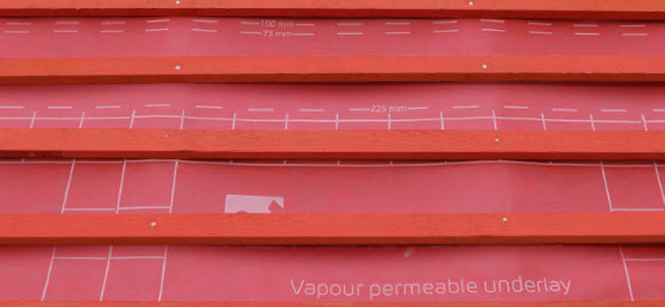 JB Red machine graded roofing battens ensures that battens are safe and to BS 5534 standard