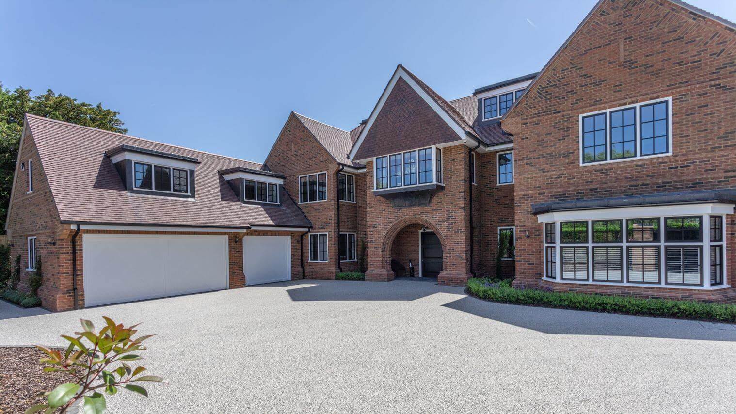 High-quality residential property in Beaconsfield showing Marley's Acme Double Camber