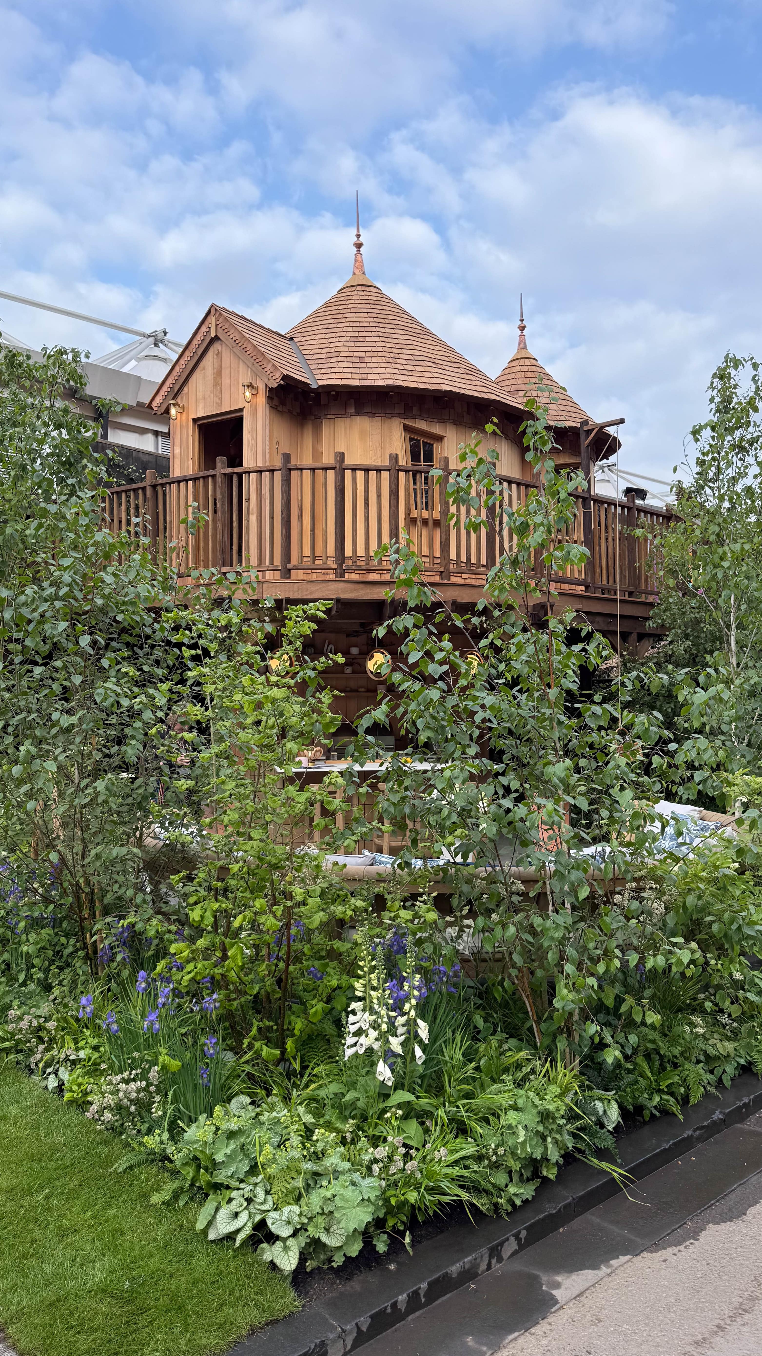 Marley timber shingles installed on treehouse at rhs chelsea flowershow
